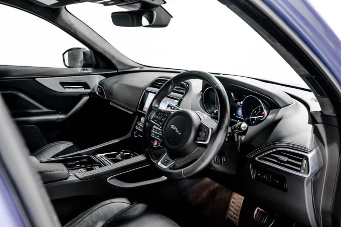 2019 Jaguar F-pace