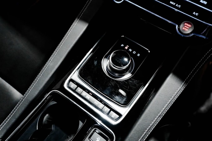 2019 Jaguar F-pace