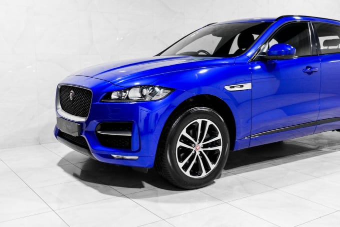 2019 Jaguar F-pace