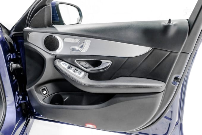 2025 Mercedes-benz C-class