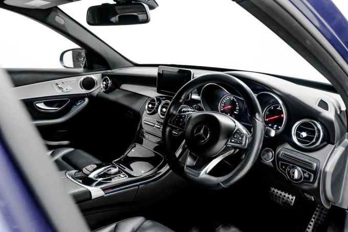 2025 Mercedes-benz C-class