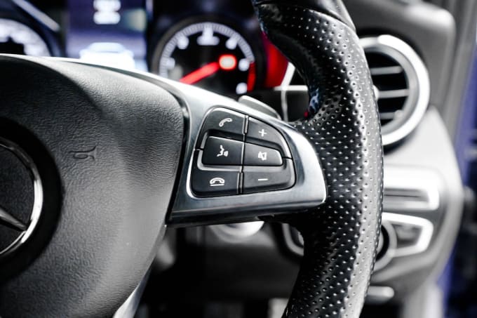 2025 Mercedes-benz C-class