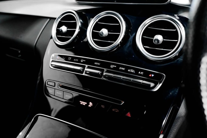 2025 Mercedes-benz C-class