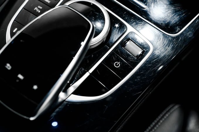 2025 Mercedes-benz C-class