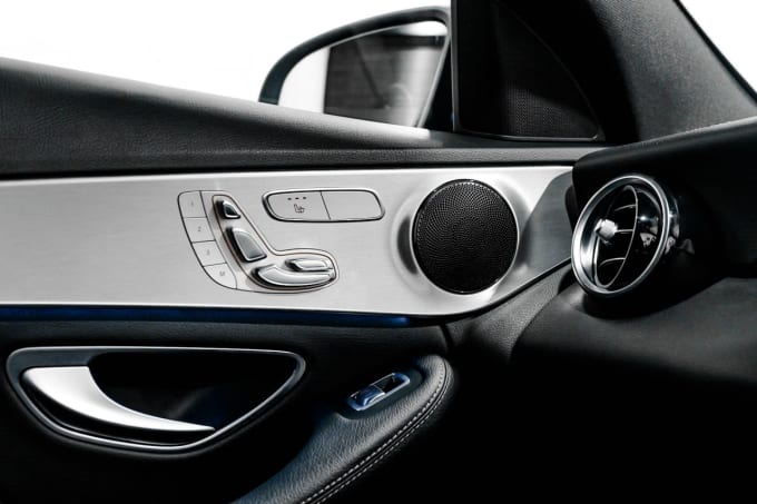 2025 Mercedes-benz C-class