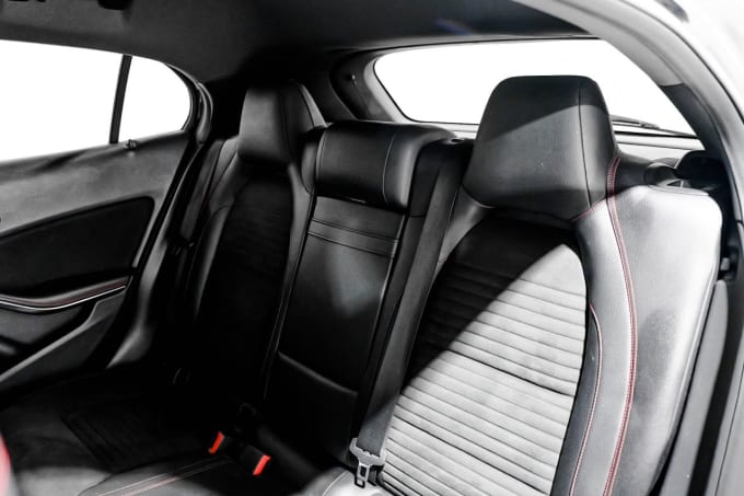 2025 Mercedes-benz Gla
