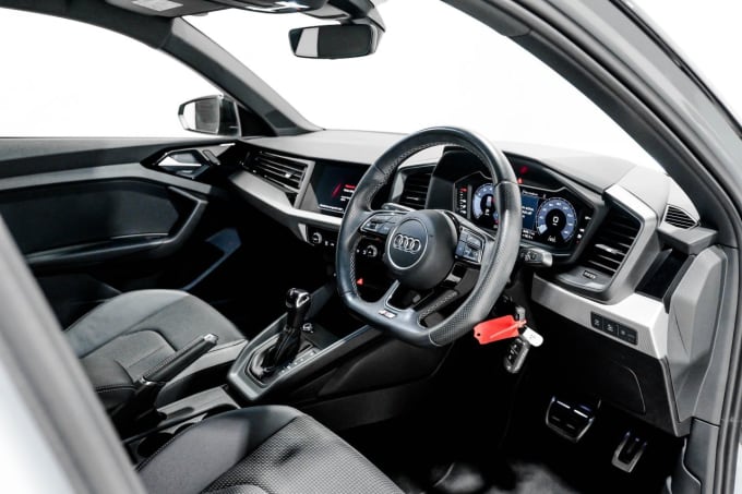 2025 Audi A1