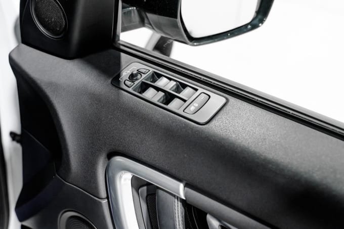 2025 Land Rover Discovery Sport