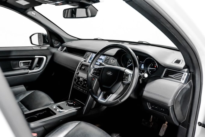2025 Land Rover Discovery Sport