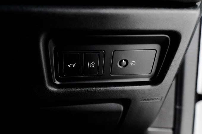 2025 Land Rover Discovery Sport
