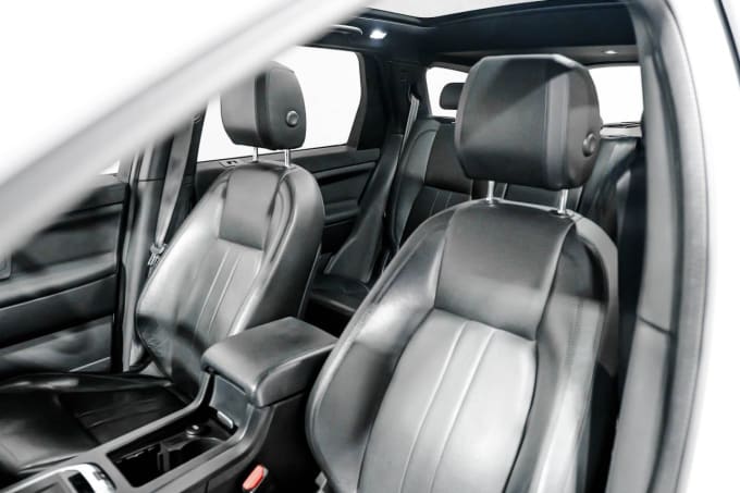 2025 Land Rover Discovery Sport