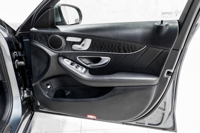 2025 Mercedes-benz C-class