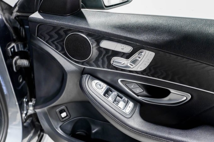 2025 Mercedes-benz C-class