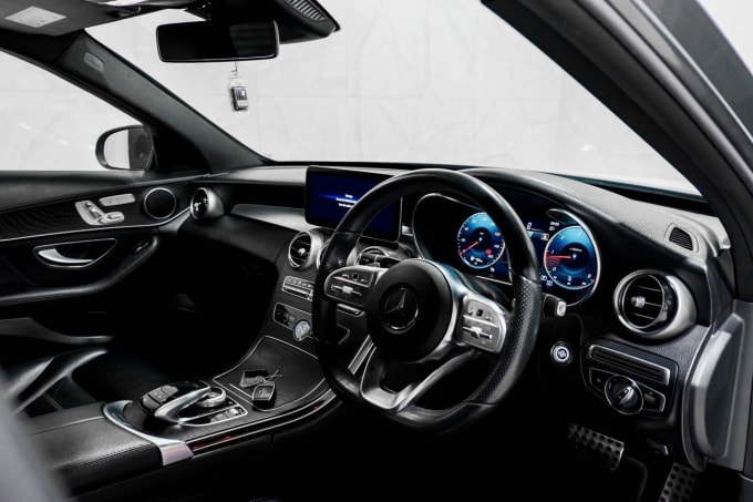 2025 Mercedes-benz C-class