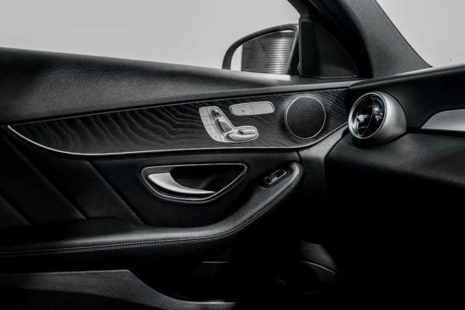 2025 Mercedes-benz C-class