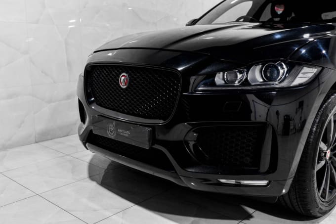 2025 Jaguar F-pace