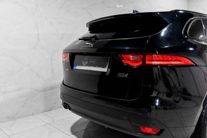 2025 Jaguar F-pace