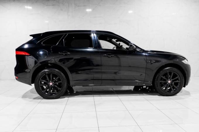 2025 Jaguar F-pace