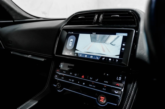 2025 Jaguar F-pace