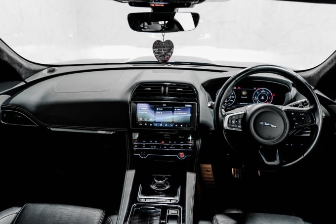 2025 Jaguar F-pace