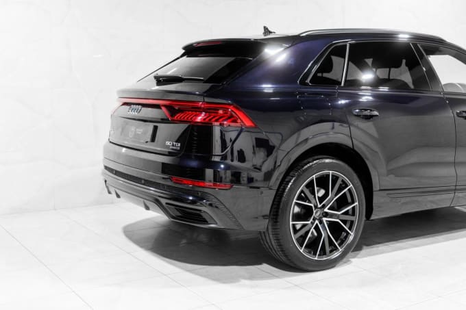2025 Audi Q8