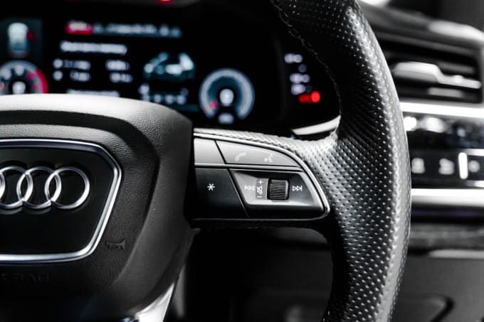 2025 Audi Q8