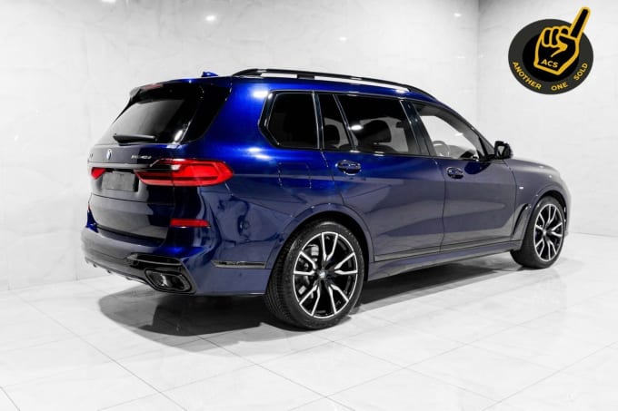 2025 BMW X7