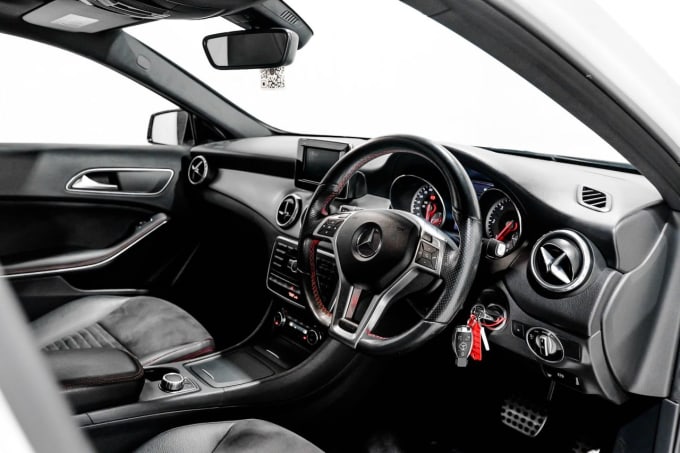 2025 Mercedes-benz Gla