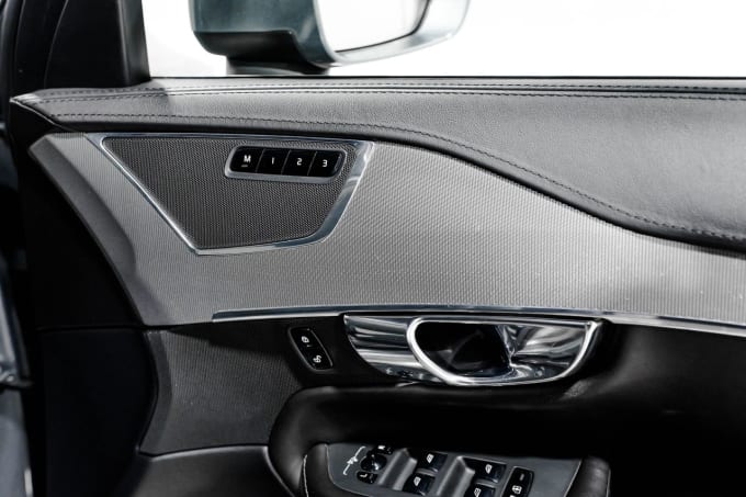 2025 Volvo Xc90