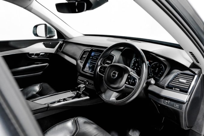 2025 Volvo Xc90