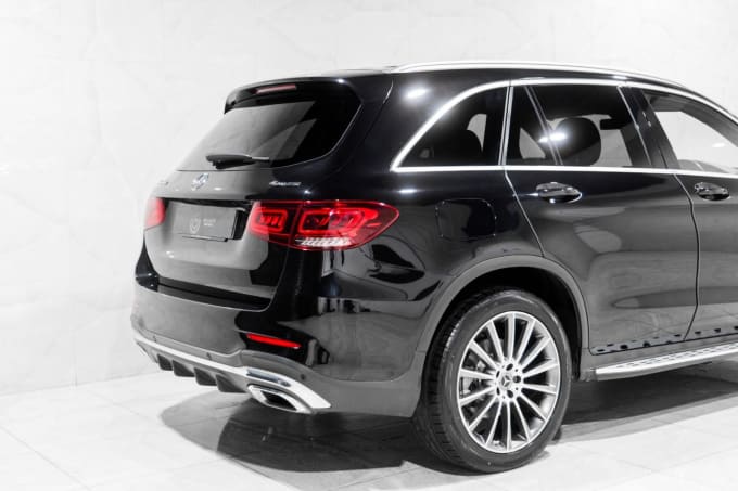 2025 Mercedes-benz Glc