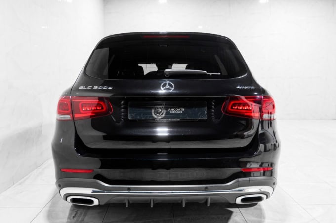 2025 Mercedes-benz Glc