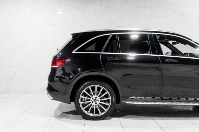 2025 Mercedes-benz Glc