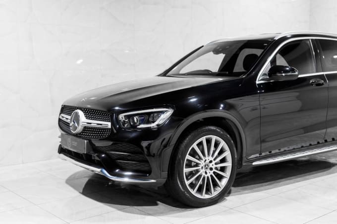2025 Mercedes-benz Glc