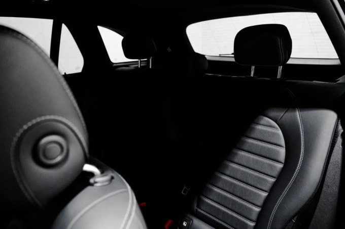 2025 Mercedes-benz Glc
