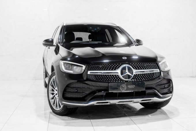 2025 Mercedes-benz Glc