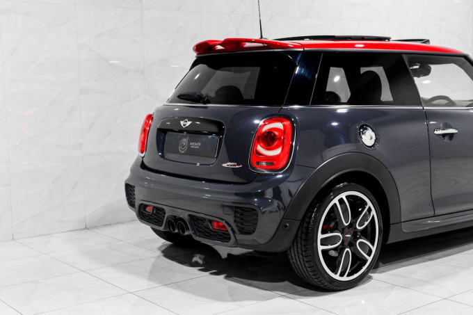 2025 Mini Hatch
