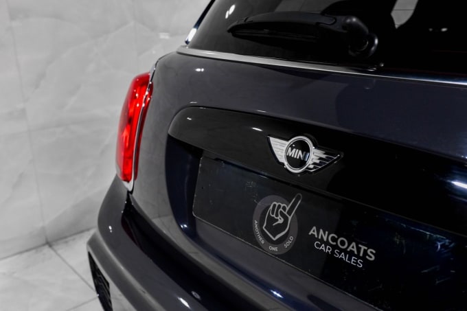 2025 Mini Hatch