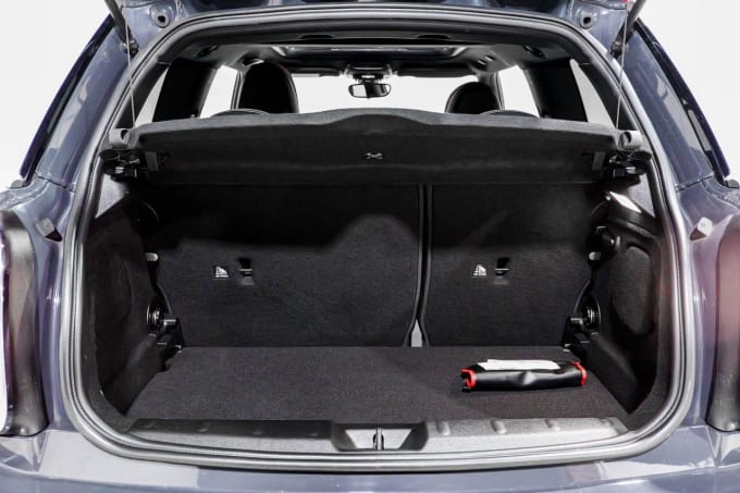 2025 Mini Hatch
