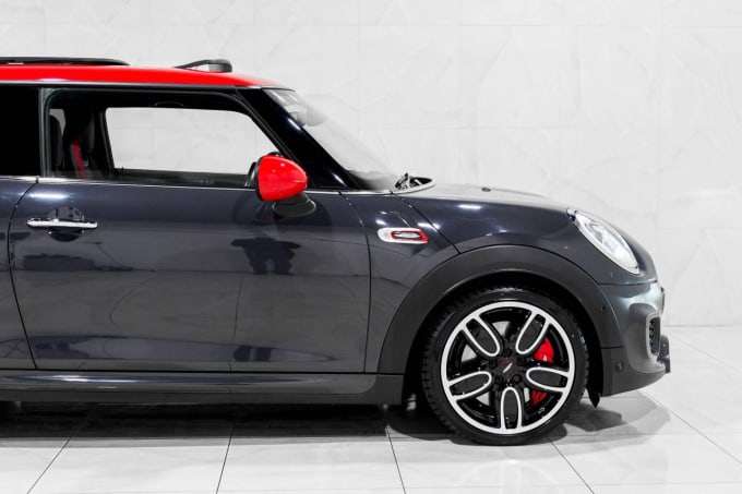 2025 Mini Hatch