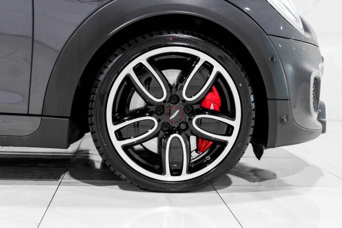 2025 Mini Hatch