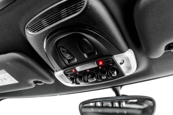 2025 Mini Hatch