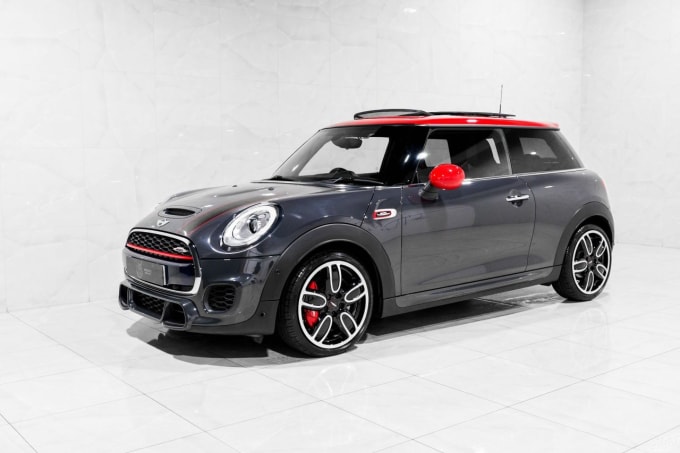 2025 Mini Hatch