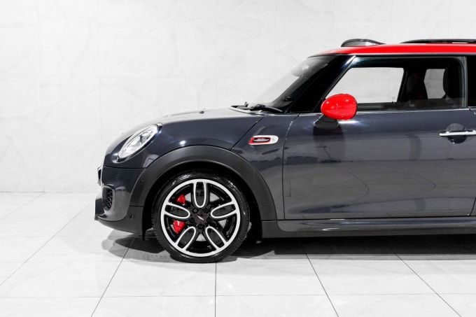 2025 Mini Hatch