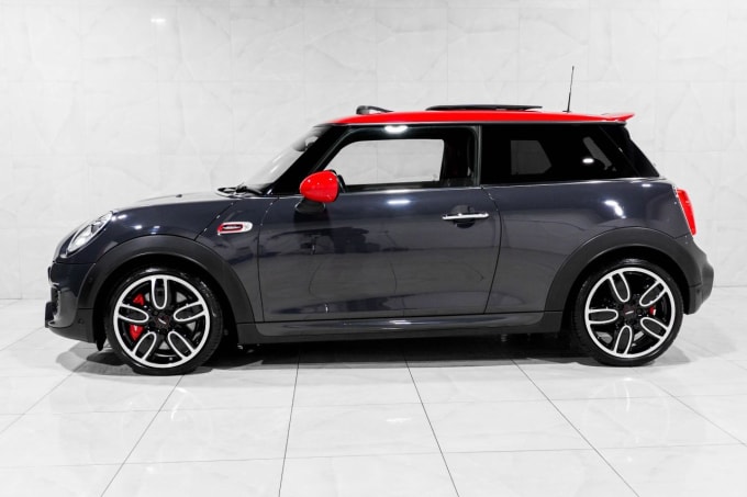2025 Mini Hatch