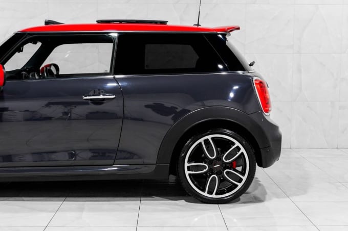 2025 Mini Hatch