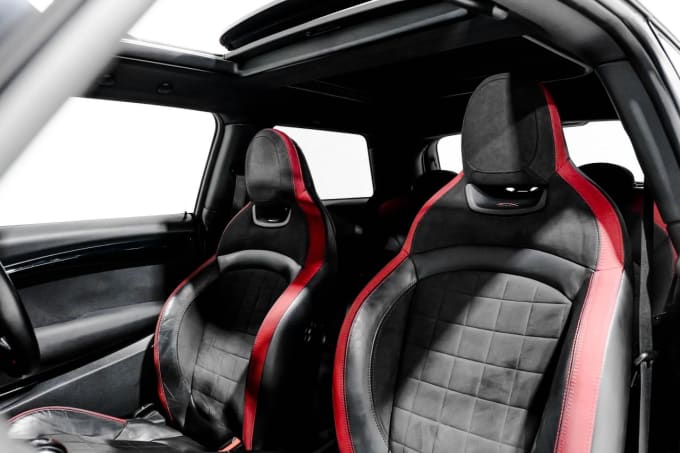 2025 Mini Hatch