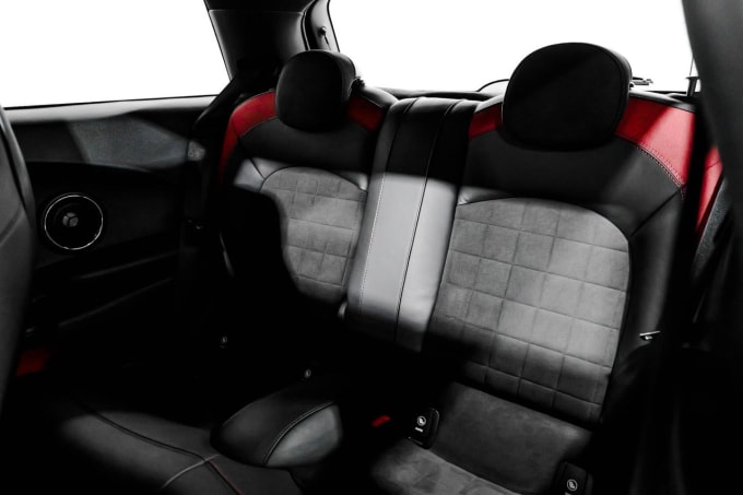 2025 Mini Hatch