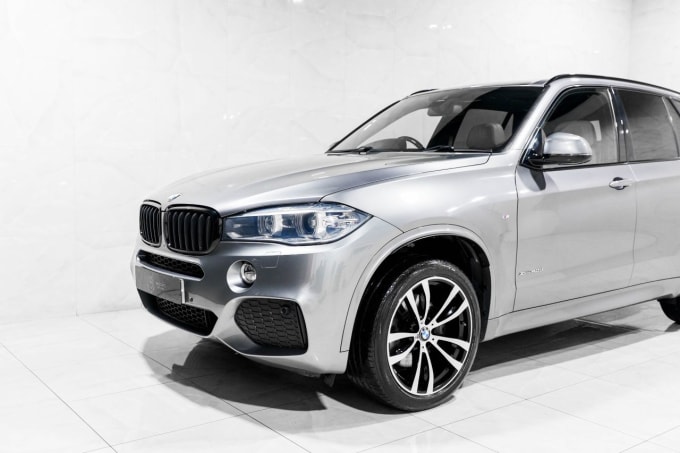 2025 BMW X5