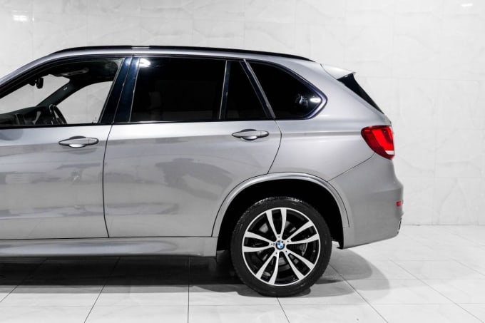 2025 BMW X5